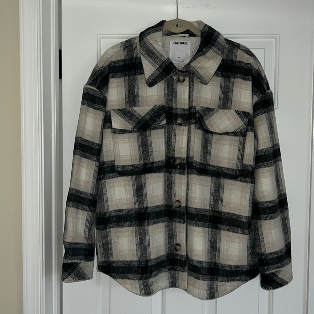 Garage Vancity Shacket Size Large